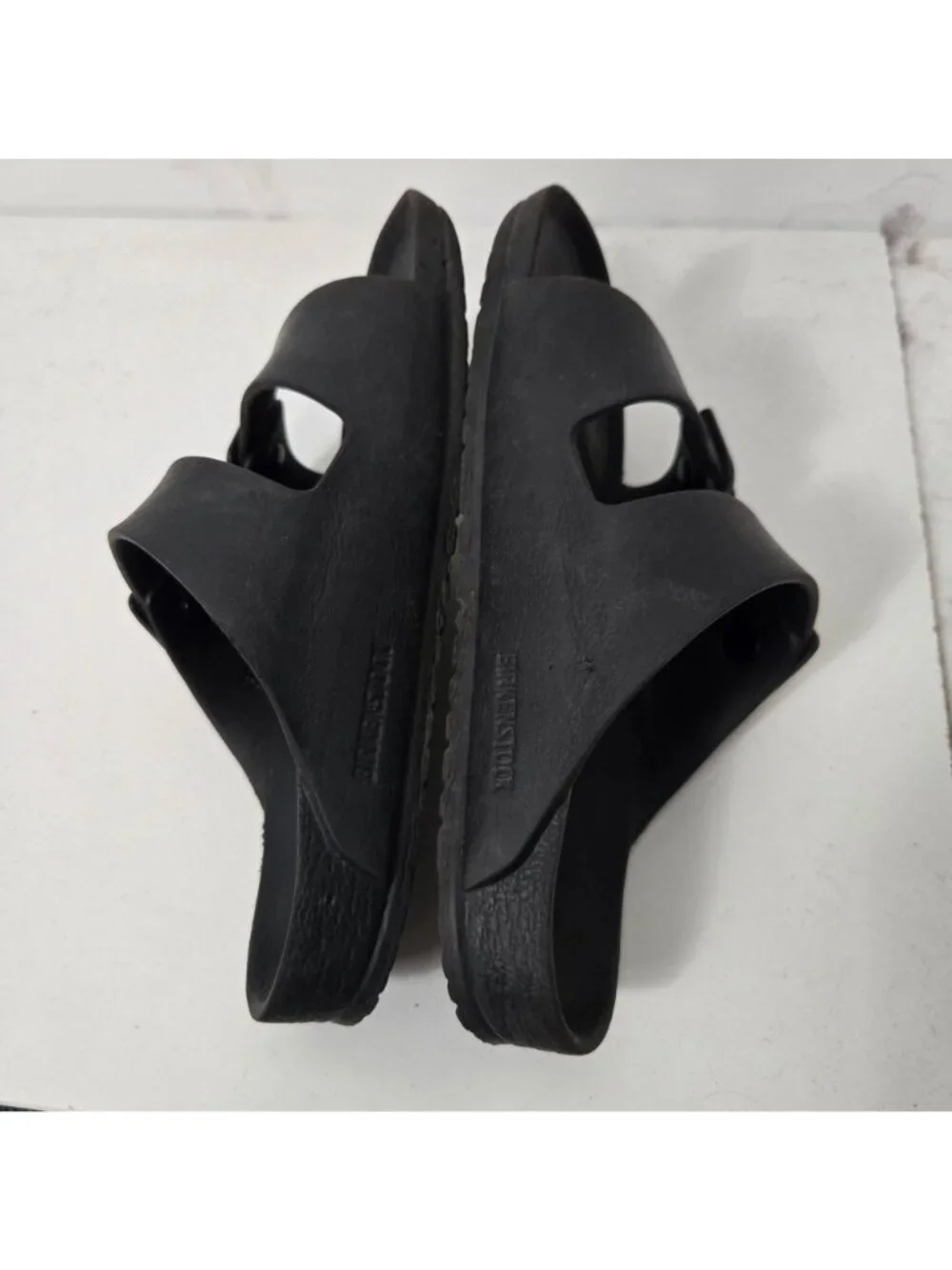 Birkenstock Size 33/2 Big Girls Arizona Black Sandals